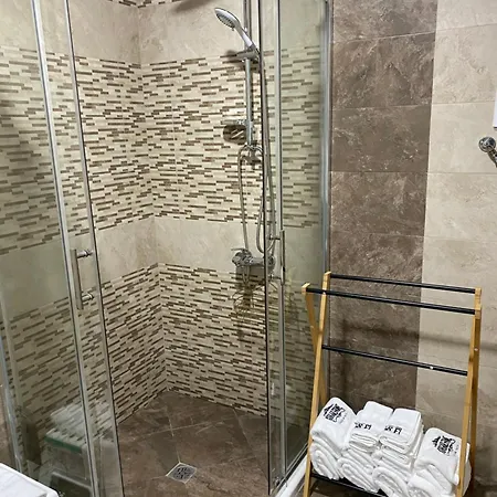 Sugarfame- 招待所 3*