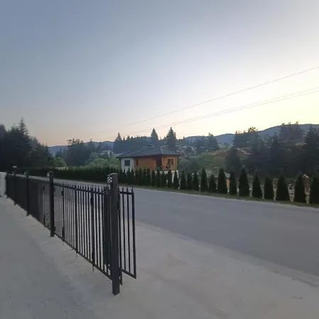 Sugarfame- 招待所 3*